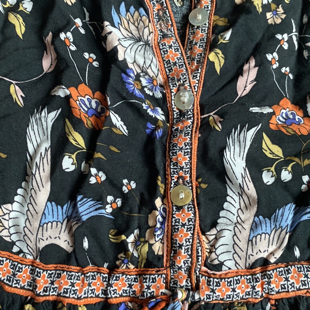 Like new long sleeve bird printed dress size medium - Picture 4 of 5